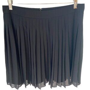 Ann Taylor Loft Women's Black Pleated Lined Skirt Size 10 Side Zipper NWOT